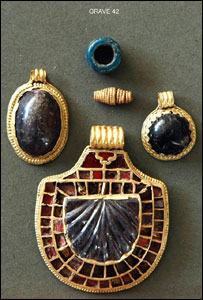 anglo-saxon-jewellery.jpg